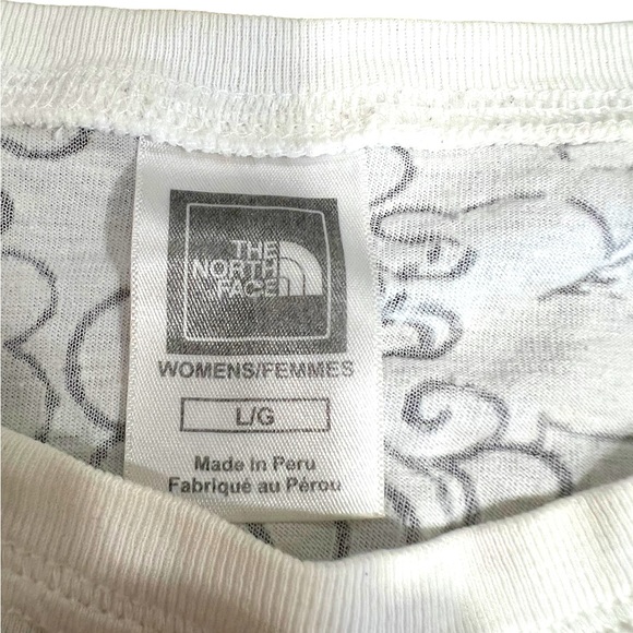 North Face Bundle white breathable layering top and soft pullover warm fleece - Picture 6 of 15